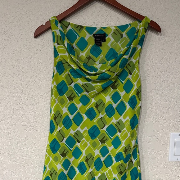 BCBGMaxAzria Vibrant Green and Teal Dress - Picture 3 of 7